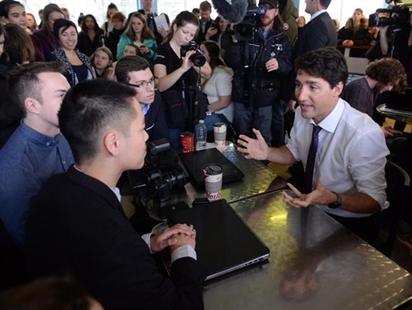 Trudeau says he 'maybe' could have spoken some English when asked questions | iNFOnews.ca