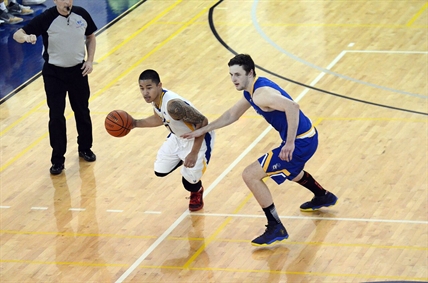RECAP: A strong start not enough to push Heat past Pronghorns | iNFOnews.ca RECAP: A strong start not enough to push Heat past Pronghorns | iNFOnews.ca