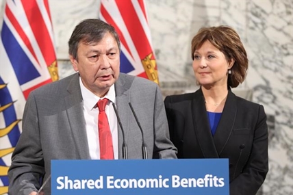 B.C. signs LNG benefits deals with First Nations on proposed Petronas project | iNFOnews.ca