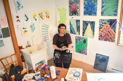 Kelowna artist Katie Brennan offers rare studio sale | iNFOnews.ca