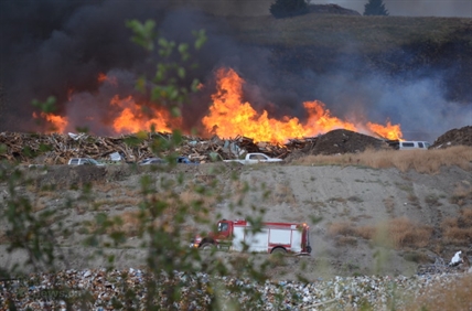 UPDATE: Dump fire contained, effort winds down | iNFOnews.ca