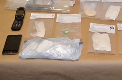 Tip leads to seizure of cocaine, meth and more than $15,000 in Kelowna | iNFOnews.ca Tip leads to seizure of cocaine, meth and more than $15,000 in Kelowna | iNFOnews.ca