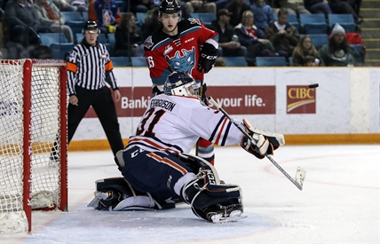 Rockets roll over Blazers 8-2 | iNFOnews.ca