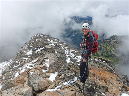 UBC Okanagan chemistry instructor shoots for the stars, literally | iNFOnews.ca