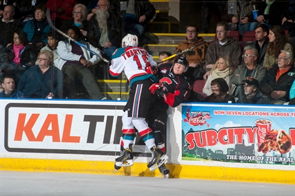 Rockets blast Cougars 5-1 at home | iNFOnews.ca
