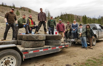 Kamloops outdoors groups come together to clean trash out of grasslands | iNFOnews.ca Kamloops outdoors groups come together to clean trash out of grasslands | iNFOnews.ca