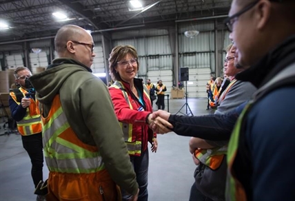 B.C. ELECTION 2017: Premier Clark calls on Ottawa to ban coal exports after softwood lumber duties | iNFOnews.ca B.C. ELECTION 2017: Premier Clark calls on Ottawa to ban coal exports after softwood lumber duties | iNFOnews.ca