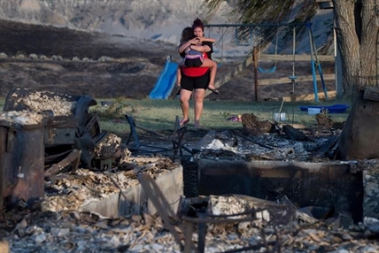 B.C. orders more people to evacuate as wildfire situation deteriorates | iNFOnews.ca B.C. orders more people to evacuate as wildfire situation deteriorates | iNFOnews.ca