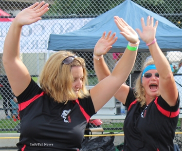 Dragon boaters celebrate sport, camaraderie | iNFOnews.ca