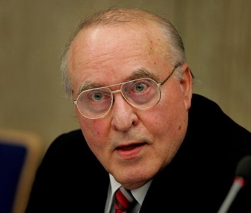 Ernst Zundel, deported from Canada on Holocaust denial charges, dies at 78 | iNFOnews.ca Ernst Zundel, deported from Canada on Holocaust denial charges, dies at 78 | iNFOnews.ca