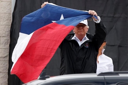 Trump offers Texans in-person reassurances on storm recovery | iNFOnews.ca Trump offers Texans in-person reassurances on storm recovery | iNFOnews.ca