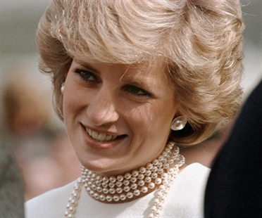 Canadians reflect on Princess Diana with 20th anniversary of her death nearing | iNFOnews.ca Canadians reflect on Princess Diana with 20th anniversary of her death nearing | iNFOnews.ca