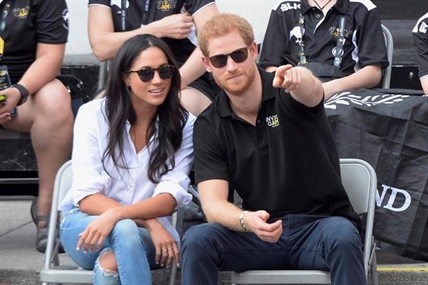 Prince Harry, Meghan Markle make first official public appearance together | iNFOnews.ca