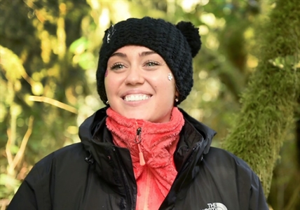 Miley Cyrus joins campaign to protect B.C.'s grizzly bears | iNFOnews.ca Miley Cyrus joins campaign to protect B.C.'s grizzly bears | iNFOnews.ca