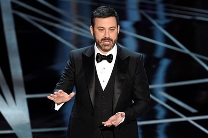 VIDEO: Late-night TV hosts decry Las Vegas killings, gun laws | iNFOnews.ca