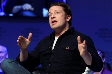 Jamie Oliver urges restricting energy drinks to age 16 and older | iNFOnews.ca