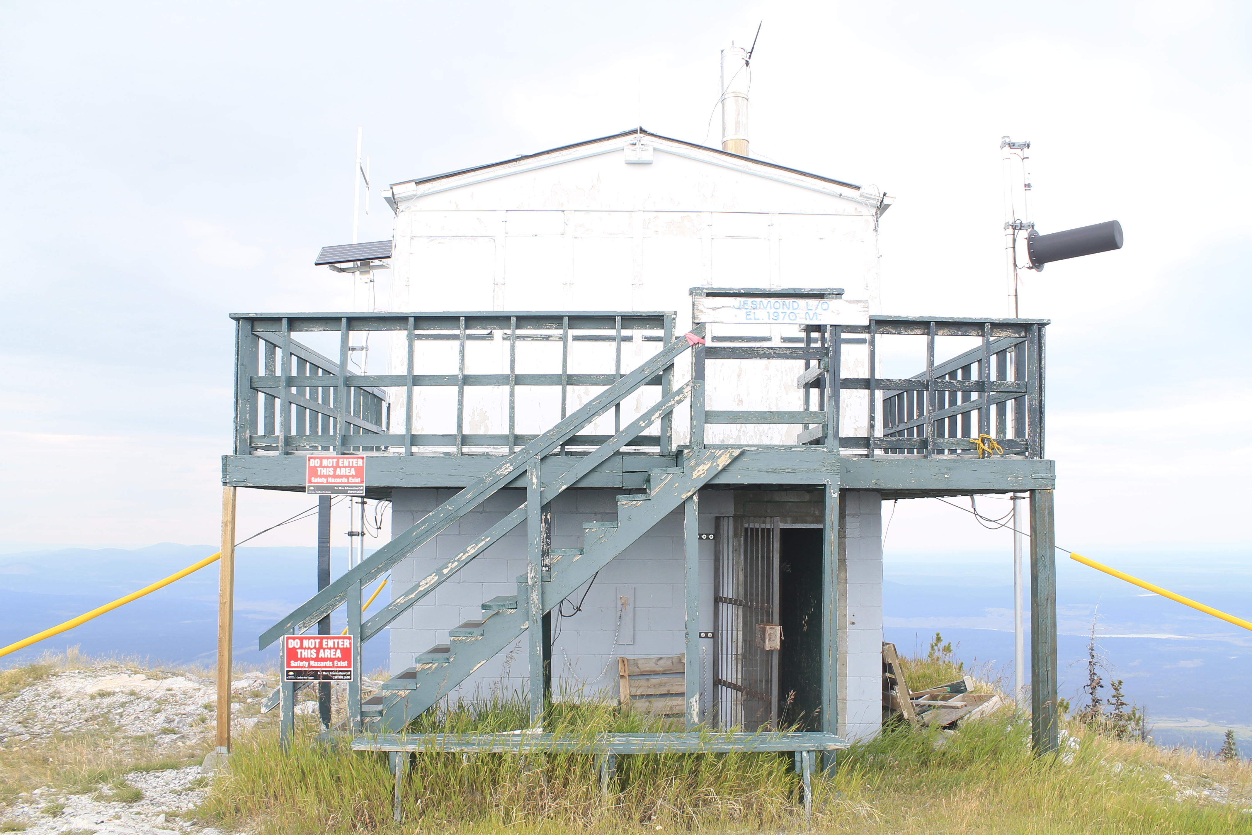 How local communities are ensuring these vintage B.C. mountain destinations remain open | iNFOnews.ca