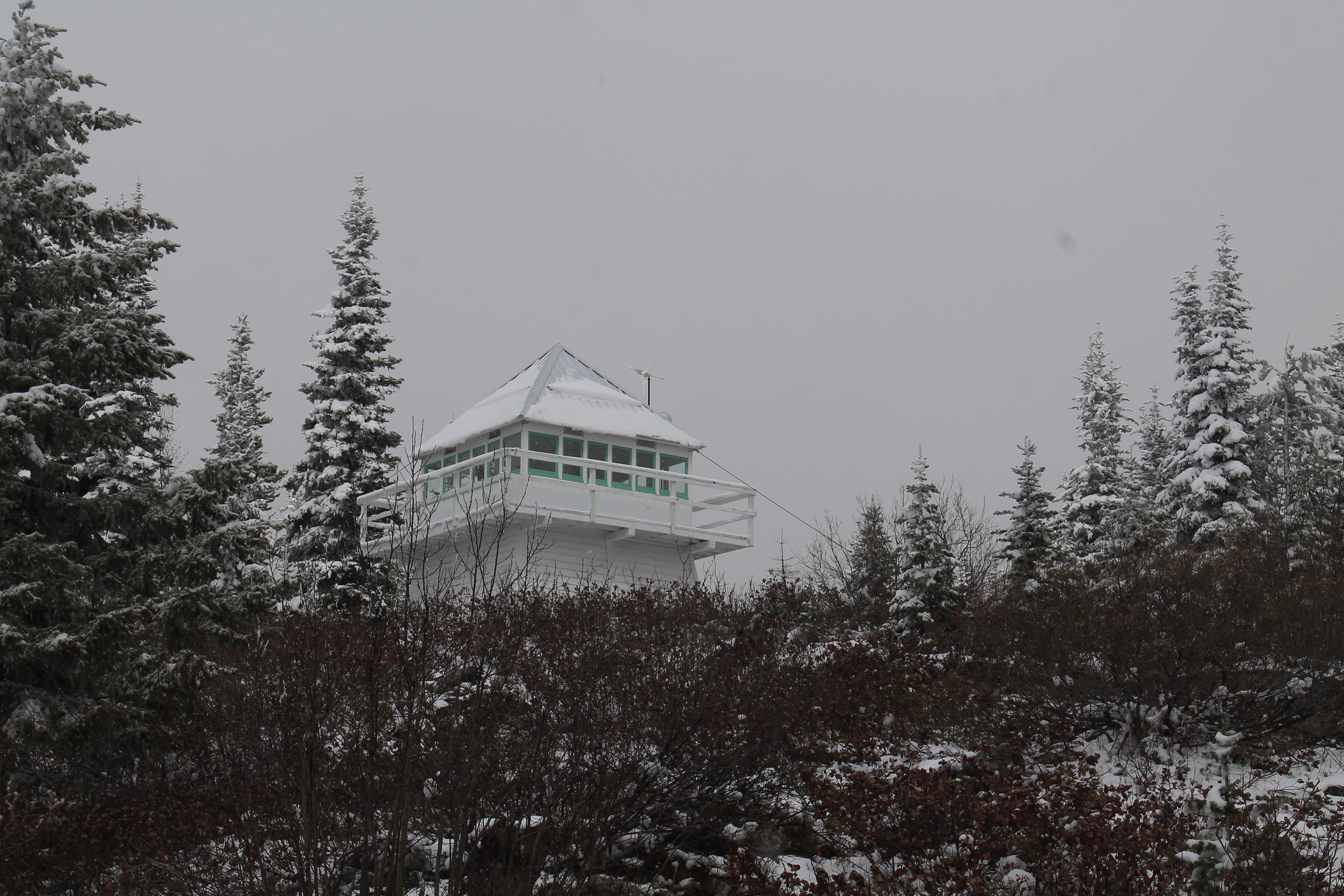 How local communities are ensuring these vintage B.C. mountain destinations remain open | iNFOnews.ca