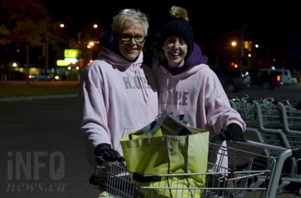 How Vernon women are lifting the spirits of those less fortunate one friendly gesture at a time | iNFOnews.ca