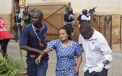 Large explosion rocks Kenya mall where Islamic extremists hold hostages after killing 59 | iNFOnews.ca