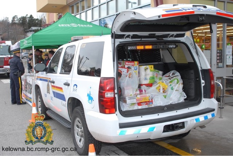 6th Annual Cram the Cruiser | iNFOnews.ca 6th Annual Cram the Cruiser | iNFOnews.ca