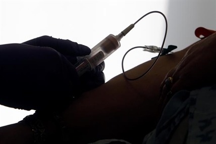 Blood test may help predict which breast cancers will recur | iNFOnews.ca Blood test may help predict which breast cancers will recur | iNFOnews.ca
