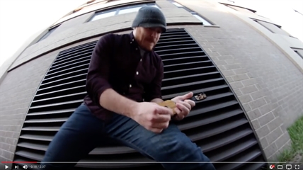 TRENDING NOW: Rocking out with a $1 guitar | iNFOnews.ca TRENDING NOW: Rocking out with a $1 guitar | iNFOnews.ca