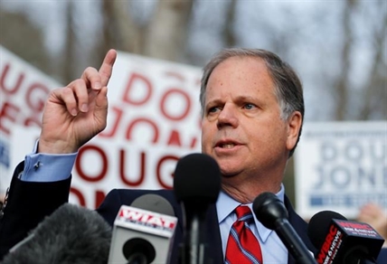 Jones wins in stunning Alabama upset | iNFOnews.ca