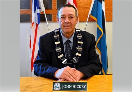 Labrador mayor who was shot in face in hunting accident has died | iNFOnews.ca