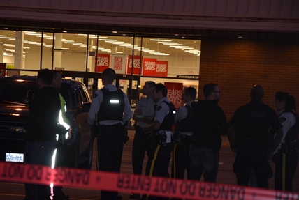 BOMB THREAT: Orchard Park Mall back open for business | iNFOnews.ca