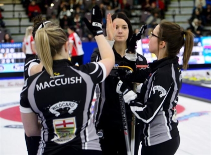 Kerri Einarson, Jennifer Jones to meet in Page 1-2 playoff at Scotties | iNFOnews.ca