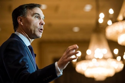 Critics call for Morneau's ouster from pharmacare file over remarks about study | iNFOnews.ca
