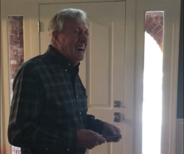 TRENDING NOW: Where's dad's phone? | iNFOnews.ca