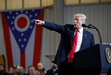 Trump tells another tall tale, this one on the Keystone XL pipeline | iNFOnews.ca