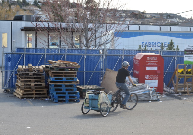How a Vernon man survives by picking bottles | iNFOnews.ca