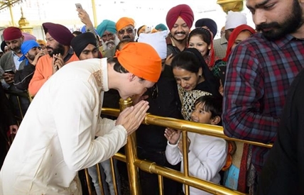 Tab for Trudeau family fashions, including India outfits, not paid by taxpayers | iNFOnews.ca