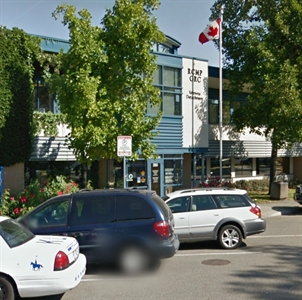 Man arrested after breaking RCMP window | iNFOnews.ca