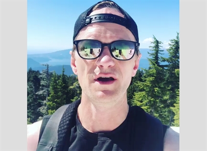 Neil Patrick Harris salutes Canada with national anthem atop B.C. mountain | iNFOnews.ca