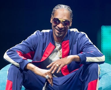 Snoop Dogg lauds Canada's growing cannabis industry at Montreal tech conference | iNFOnews.ca