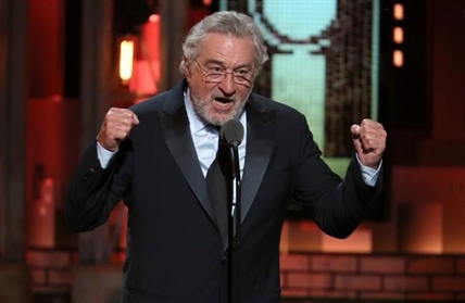 Robert De Niro apologizes to Canadians for Trump's recent comments | iNFOnews.ca