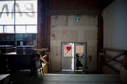 Banksy print stolen in Toronto; police investigating theft | iNFOnews.ca Banksy print stolen in Toronto; police investigating theft | iNFOnews.ca