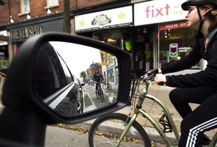 Toronto urged to take action after string of pedestrian and cyclist deaths | iNFOnews.ca