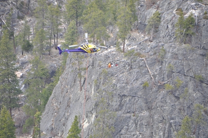 Injured mountain biker airlifted in Naramata | iNFOnews.ca Injured mountain biker airlifted in Naramata | iNFOnews.ca