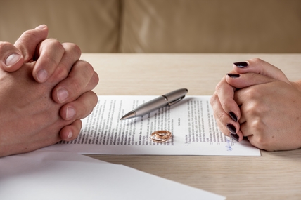 B.C. launches online divorce tool offering step-by-step guide to sever the knot | iNFOnews.ca
