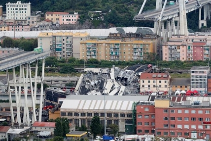 Highway bridge collapse in Italy kills at least 20 | iNFOnews.ca