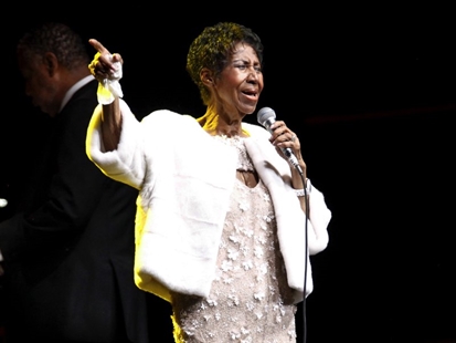 VIDEO: 'Queen of Soul' Aretha Franklin dies at 76 | iNFOnews.ca