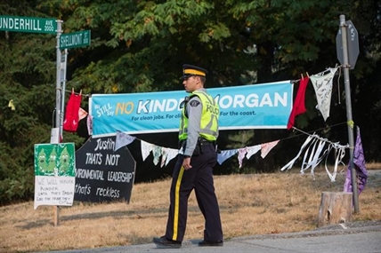 Arrests in Burnaby as order against Kinder Morgan protest camp enforced | iNFOnews.ca