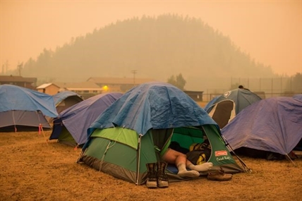 Trudeau pledges to close gaps between municipalities, First Nations on wildfires | iNFOnews.ca