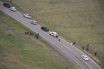Alberta RCMP charge 16-year-old with attempted murder in German tourist shooting | iNFOnews.ca