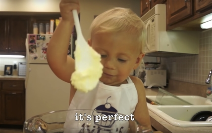 TRENDING NOW: Toddler's cooking show is awesome | iNFOnews.ca